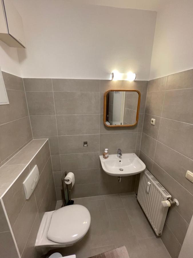 Ruhige Ferienwohnung Rostock Zewnętrze zdjęcie